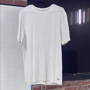 Vuori White Short Sleeve Men's Tee